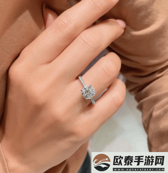 女子求回购1克拉钻戒给娃治病被拒