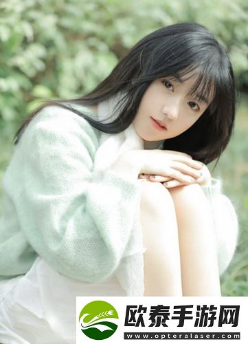 女学生被 c 扒衣服广告：广告行业新趋势，抓住观众注意力的高效方式！