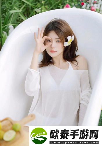 gogo午夜高清免费摄影：午夜摄影神器，捕捉夜幕下的精彩瞬间！
