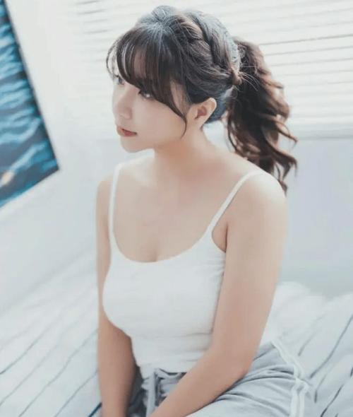 吴梦梦***