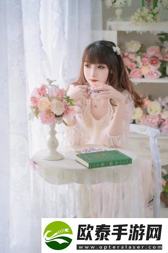 乖灬舒服灬别***灬视频，短片内容趣味无限，网友：让人眼前一亮！