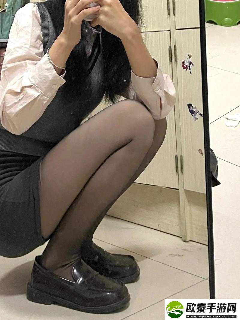 美女扒开腿让男人畅快桶爽