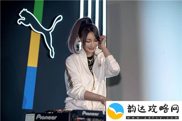 潮流DJ空降魔都彰显时尚态度