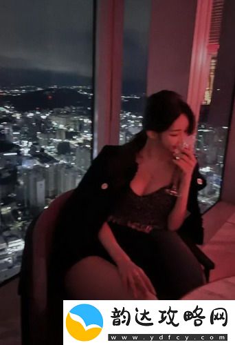 挤公交忘穿内裤被挺进：一场尴尬的公共交通之旅，让人哭笑不得的经历！