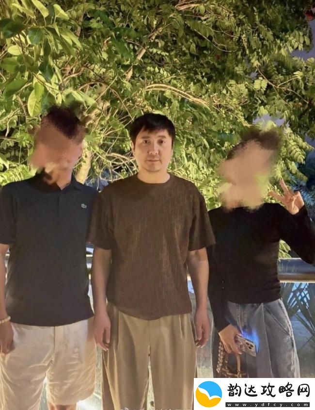 沈腾方秒否认和林允恋情