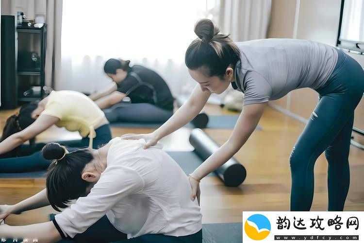探索“不戴套的瑜伽教练3”