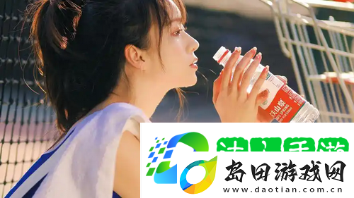 搬家工人当着老公的面