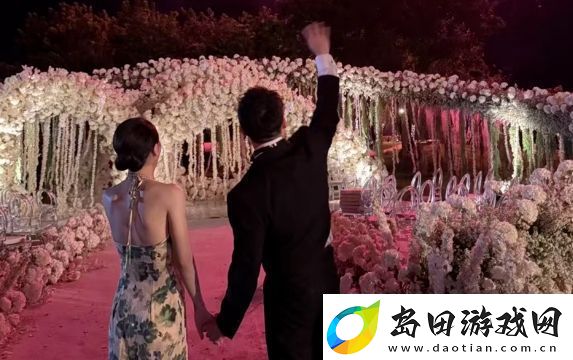 Uzi给老婆补办豪华婚礼