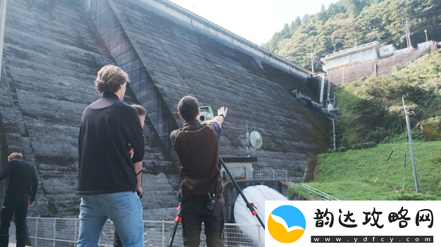 整活有方佐贺巨大水坝惊现哥斯拉大壁画