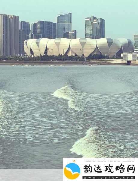 探索手游中的钱塘江观潮之谜